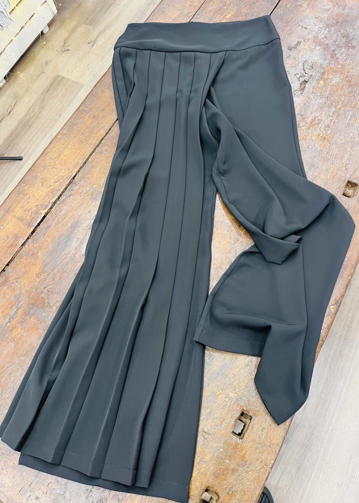 Pantalone plissè a gonna