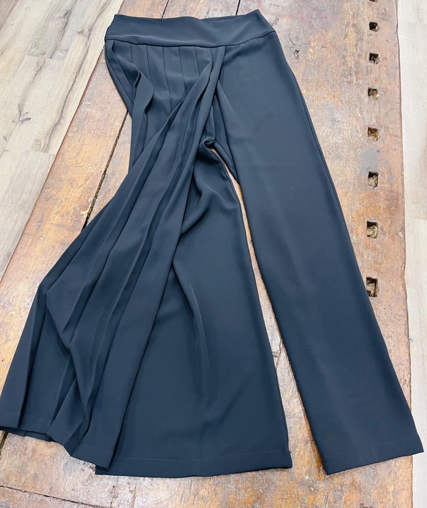 Pantalone plissè a gonna