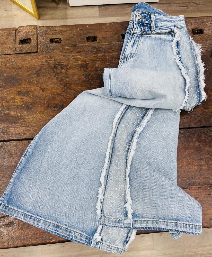 Jeans banda strass